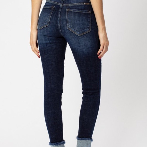 Heavenly High Rise Skinnies - Picture 3 of 3